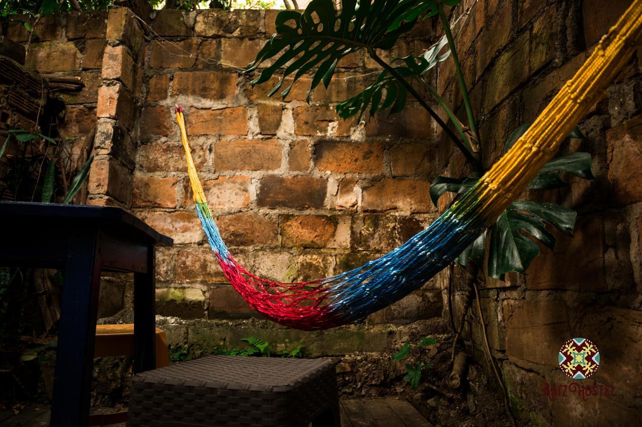 Raiz Hostel Medellín Exterior foto